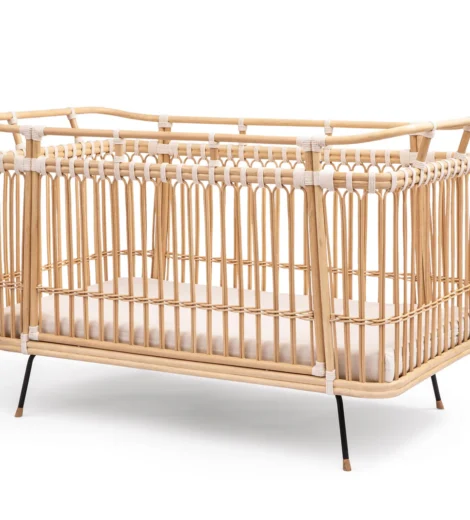 BERMBACH Handcrafted Kinderbett PAUL